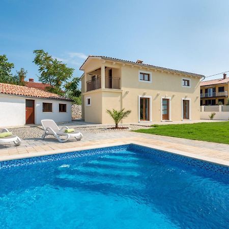 Tranquil Holiday Home In Labin With Private Swimming Pool Exterior photo